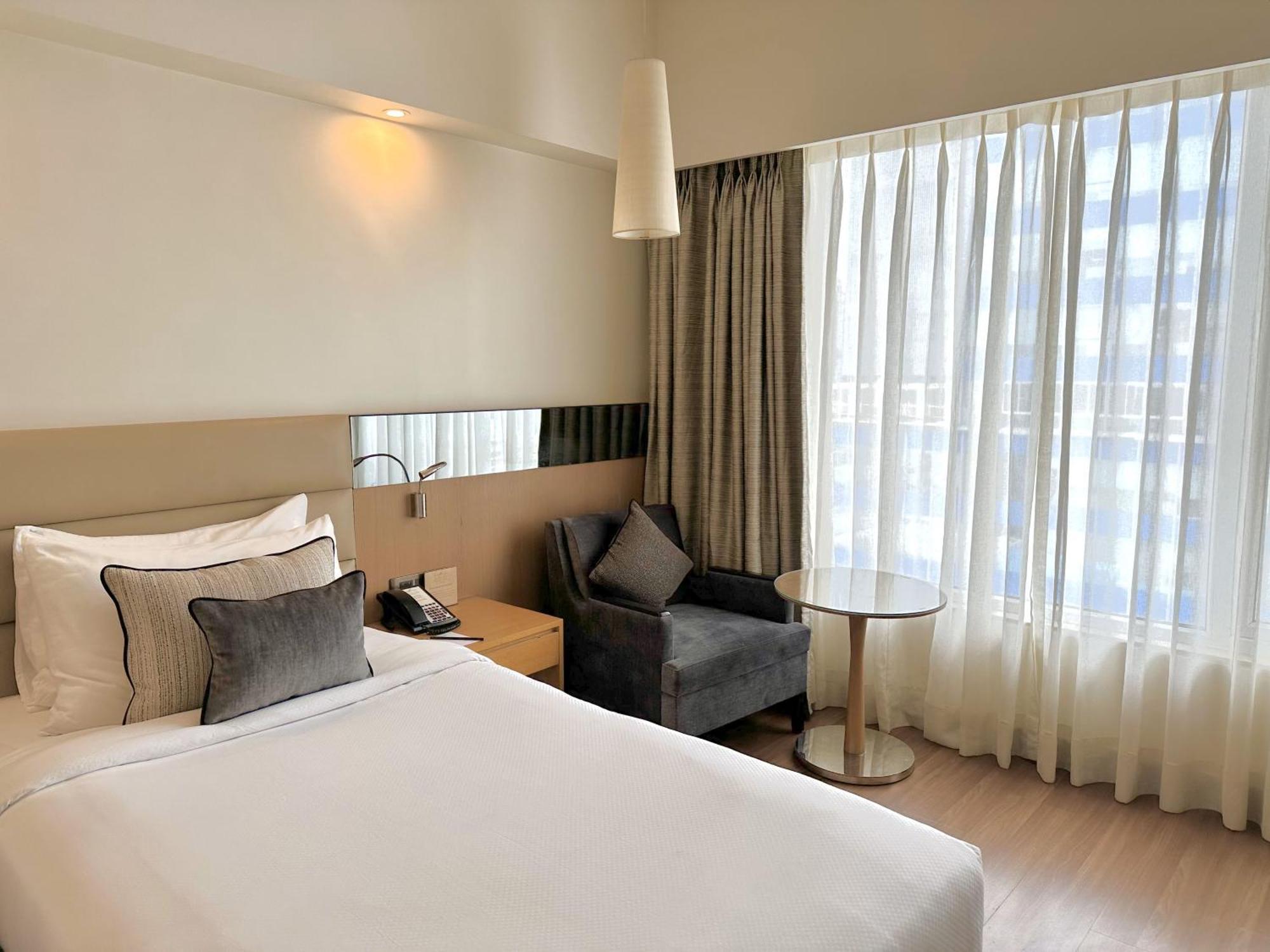 เดอะ เฟิร์น กอร์กอน Hotel มุมไบ ภายนอก รูปภาพ