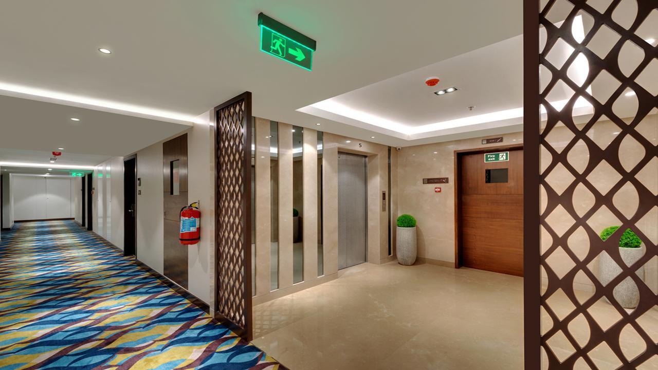 เดอะ เฟิร์น กอร์กอน Hotel มุมไบ ภายนอก รูปภาพ